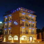 Plaza Hotell 3*